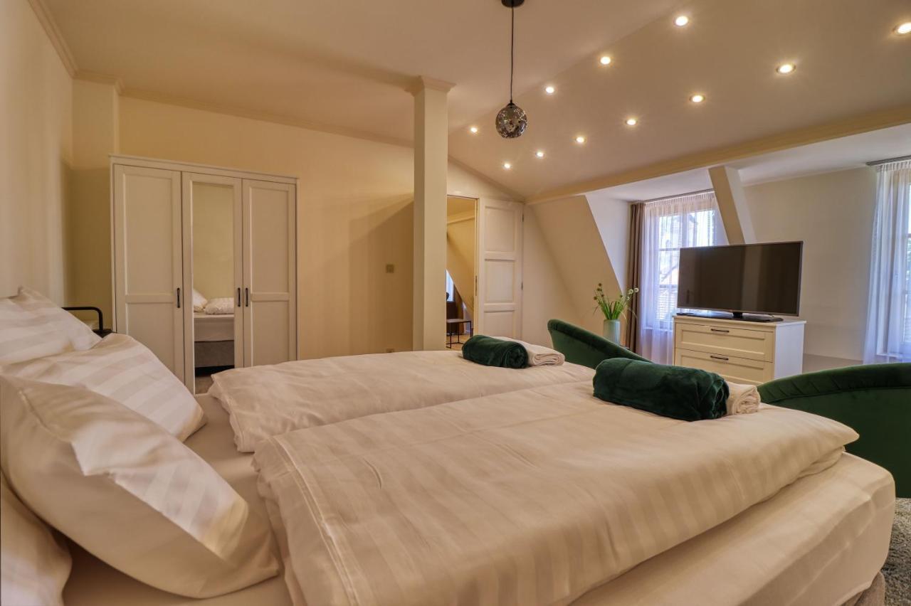 Manna Villa Eger Bagian luar foto